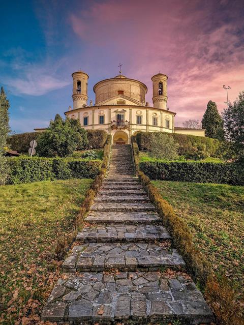 Das *Santuario Madonna di Belvedere* liegt in der malerischen Region Umbrien, etwa fünf Kilometer von Città di Castello entfernt.